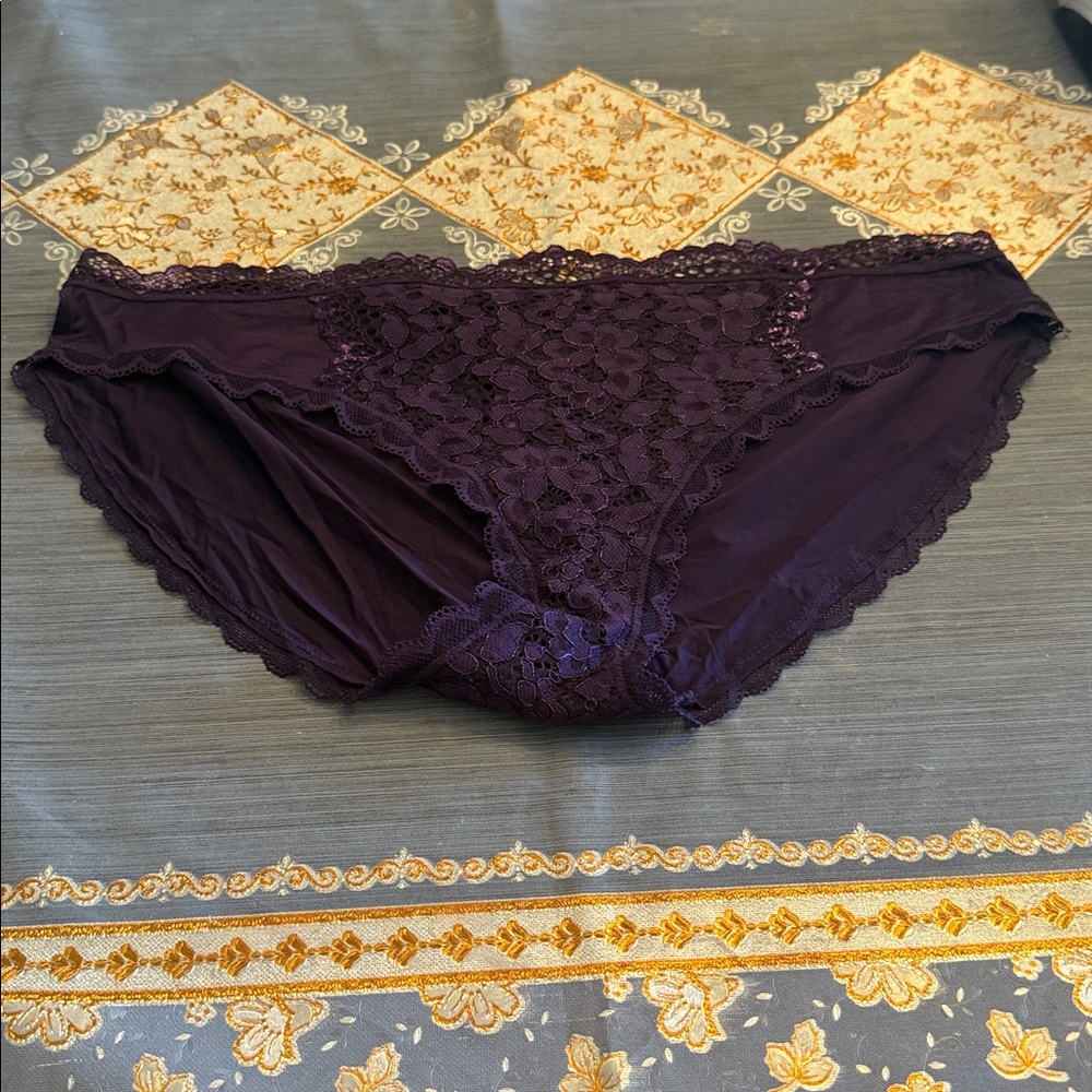 Victoria's Secret Deep Purple Lace Bikini SZ XL